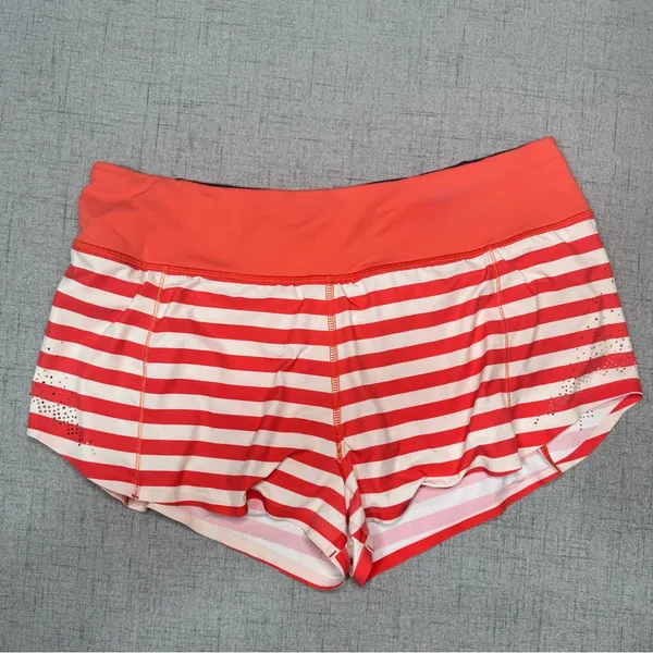 Lululemon Run Light As Air Short Fearless Red Waldo Stripe 2012 Seawheeze Size 8 - Image 3