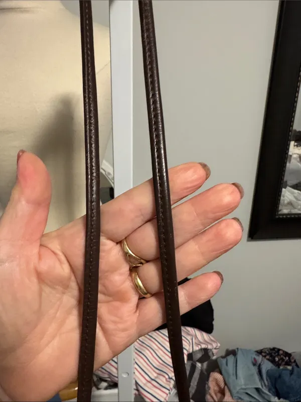 Classic Brown Leather Crossbody Bag - Stylish Everyday Carry - Image 6