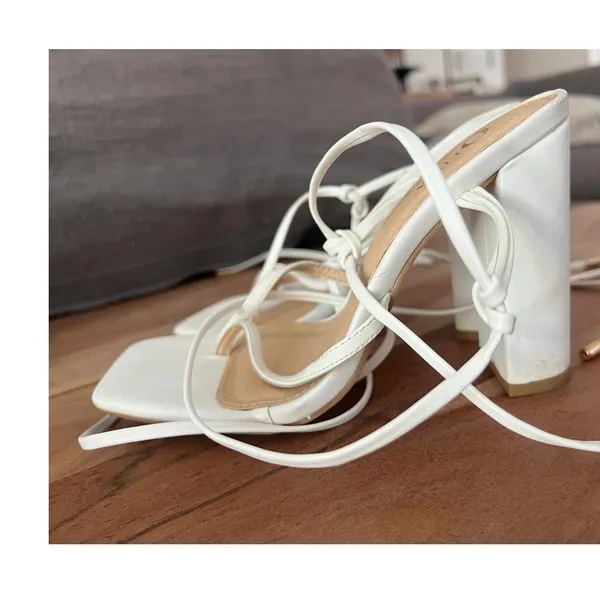 5.5 Pumps White strappy block high heels modern square toe wrap-around Sandals - Image 5