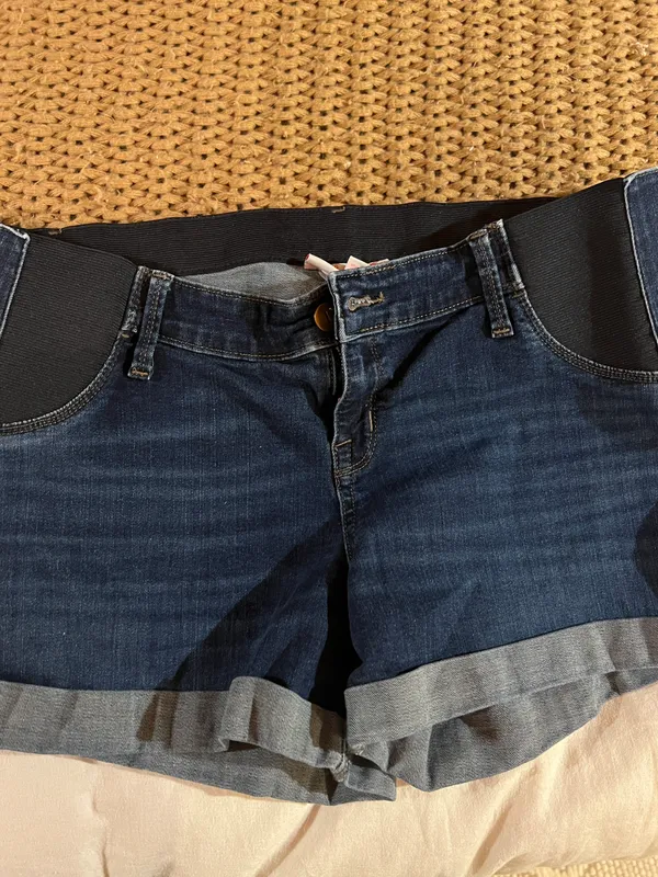 Isabel Maternity Maternity Shorts - Image 3