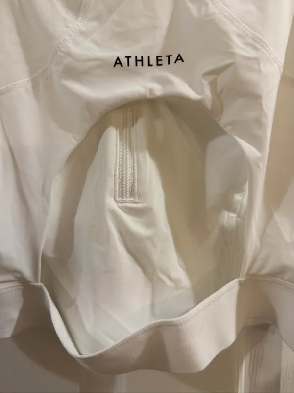 Athleta Sleeveless Quarter-Zip Crop Top - Size Large - Image 5