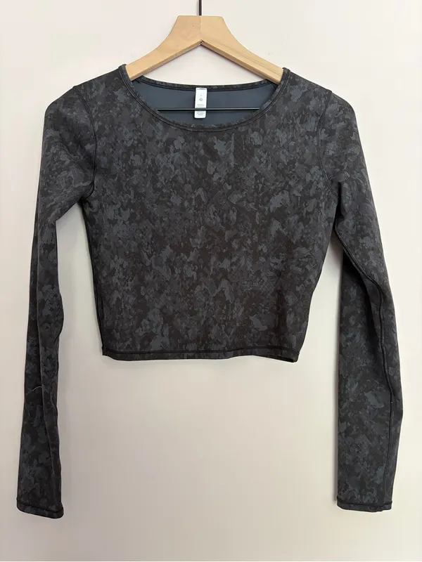 Lululemon Wunder Train Cropped Long Sleeve Shirt Hideaway Camo Size 6 - Image 2