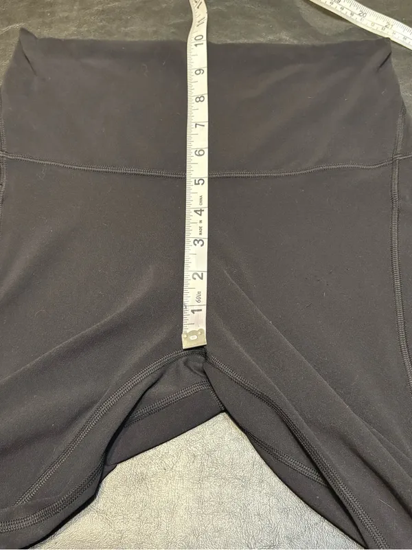 lululemon athletica Black High-Rise Leggings with Side Pockets size 6 - Image 10