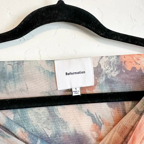 Reformation | Elio Off the‎ Shoulder Mesh Floral Top in Natural - Image 7