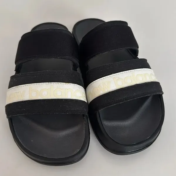 New Balance 202v2 Black & White Women Slides Sandals EUC - Image 5
