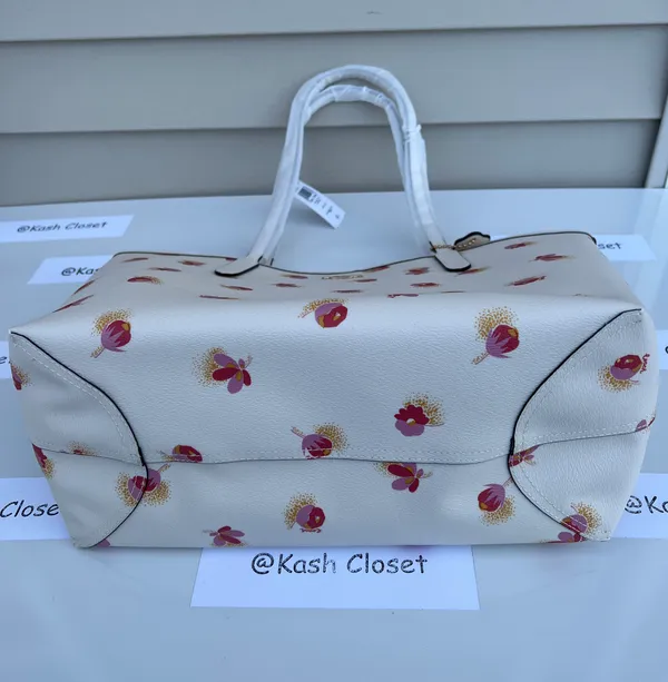 Coach City Tote With Pop Floral Print - Image 8