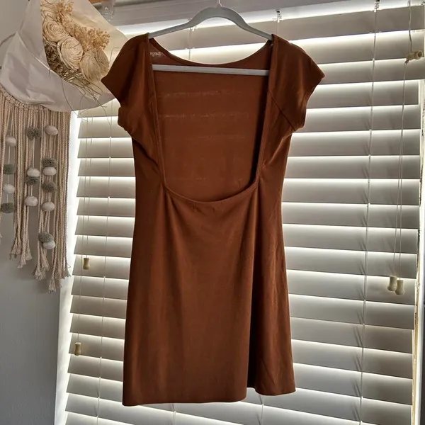 Free People Brown Open Back Bodycon Mini Dress basics Minimalist Size M - Image 2