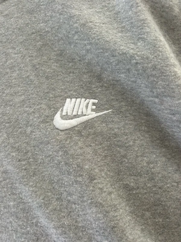 Nike Men’s Pullover Hoodie (sweatshirt) - Image 4
