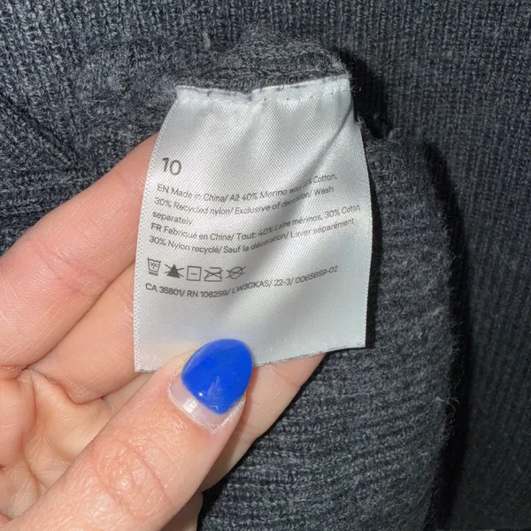 Lululemon Merino Wool Blend Ribbed‎ Crewneck Sweater Womens 10 Grey Excellent - Image 2