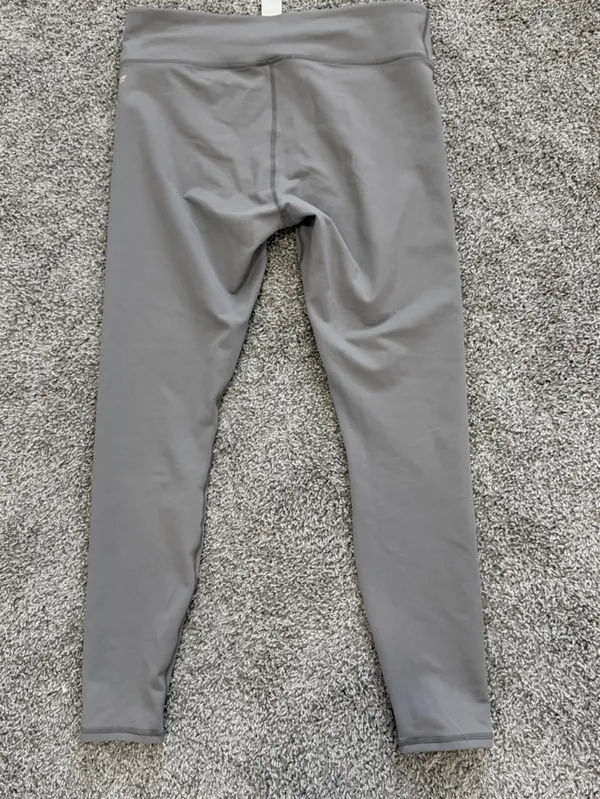Fabletics Define PowerHold® High-Waisted Legging 7/8 inseam size large gray - Image 5