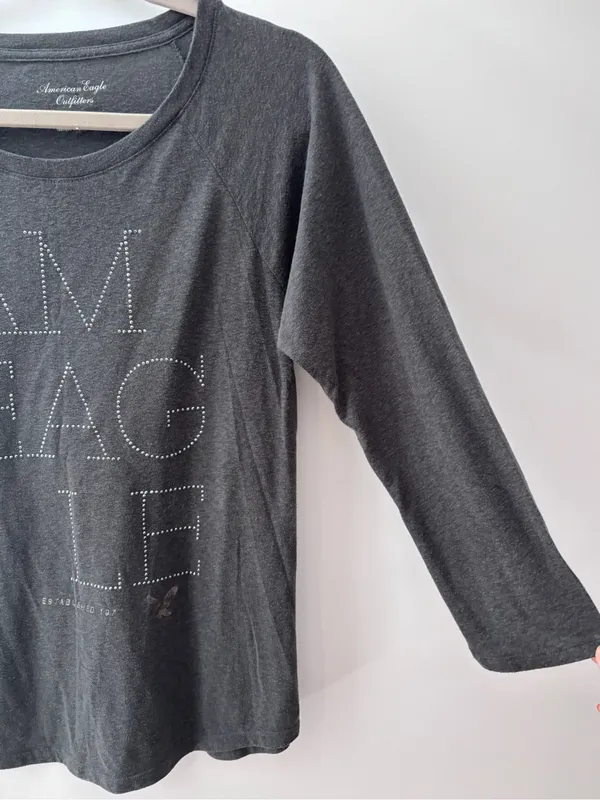 American Eagle Gray Beaded Logo Top Long Sleeve Tee Womens XL Raglan Crewneck - Image 4