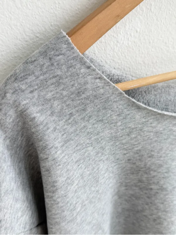 Gray off the shoulder sweatshirt Size XXL - Image 3
