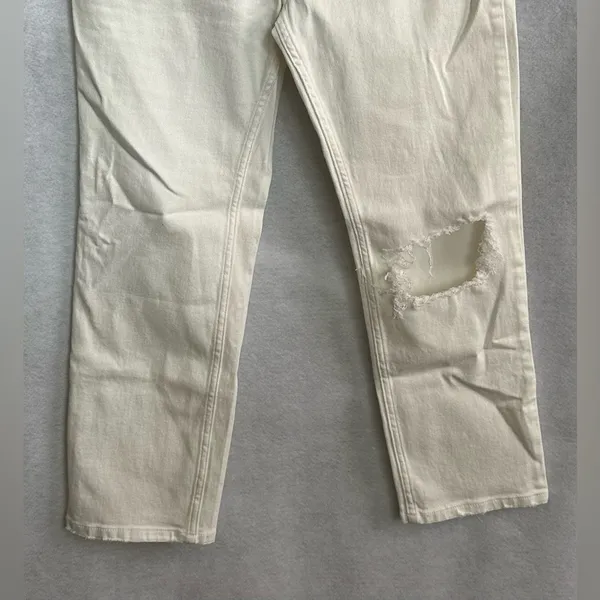 Abercrombie & Fitch Women’s Ankle Straight Ultra High Rise Jeans - Image 2