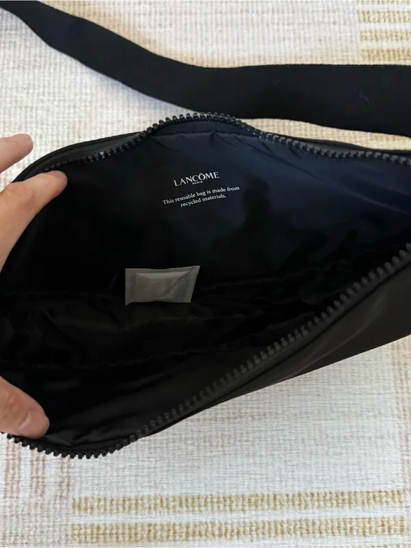 Lancôme Black Waterproof Lightweight Crescent Crossbody Bag NEW - Image 3