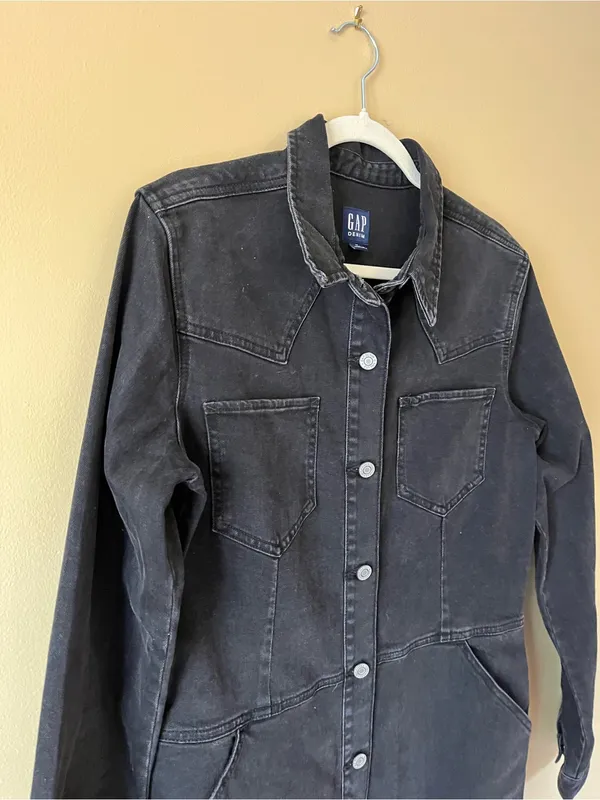 GAP Black Denim Button-Front Shirt Jacket Dress - Image 2
