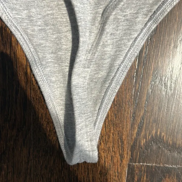 Babaton Aritzia  Bodysuit - Image 4