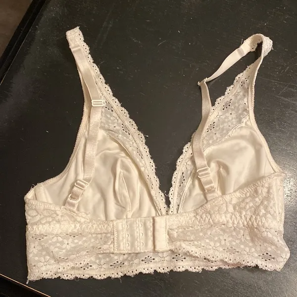 Wacoal Cream Lace Bralette Size 34 - Image 14