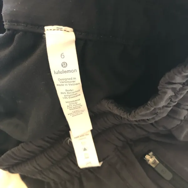 Lululemon Tracker Shorts Black Athletic Running Short Lined 6 Small - Image 9