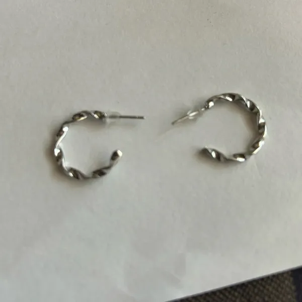 3/$20 Silver Tone Twisted Circular Hoop Stud Earrings 1” Pierced - Image 2