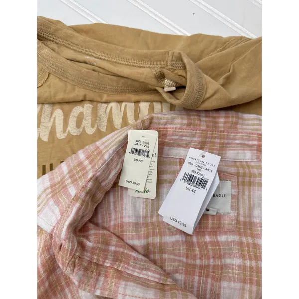 NWT Aerie Graphic Tee & American Eagle Oversized Beach Shirt Bundle OF 2 Size XS - Image 4