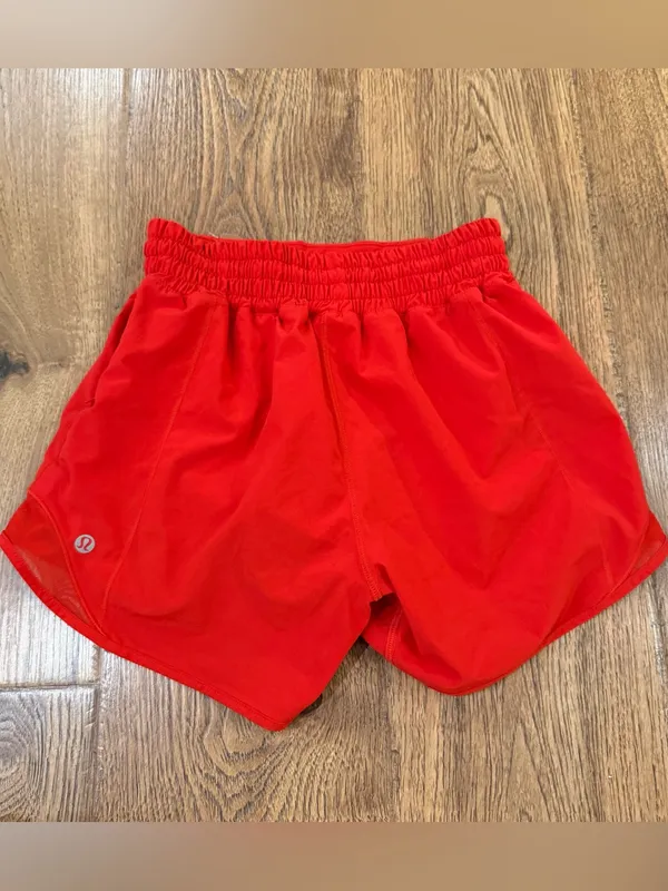 Lululemon Hotty hot shorts 4” - Image 3
