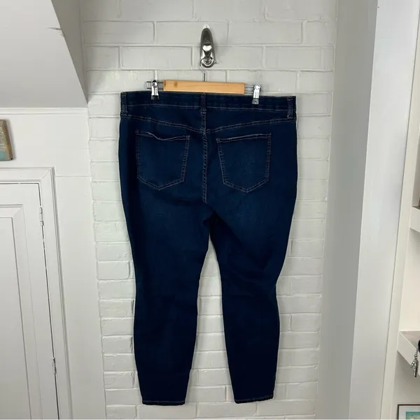 Wonderly Dark Wash Plus Size Skinny Jeans - Image 9