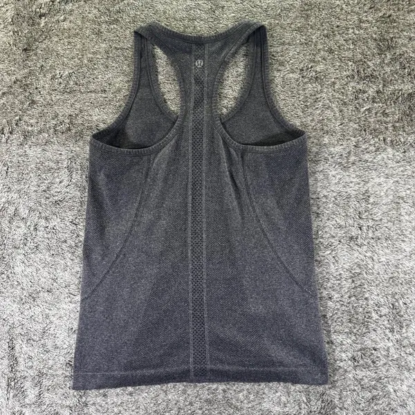 Lululemon Swiftly Tech Tank Sz 6 Gray - Image 7