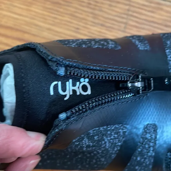 Ryka Primo‎ Knit Zip-Front Sneakers Black White Womens 5 M RYK869TZX-NEW-5-M - Image 7