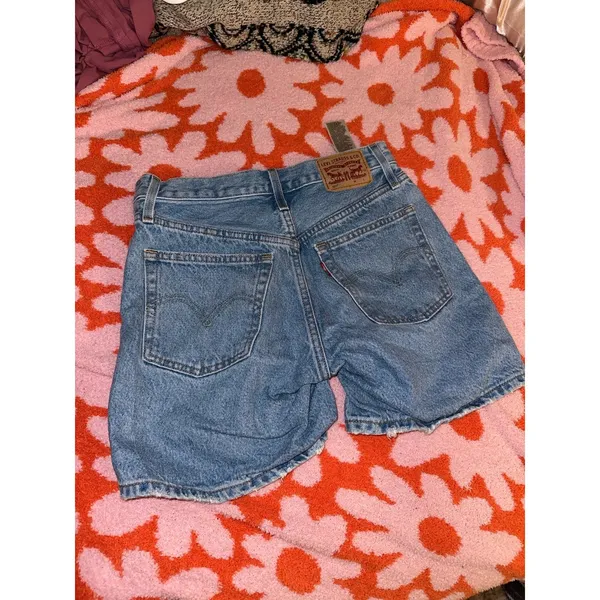 Levi's Jean High Rise Shorts - Image 3