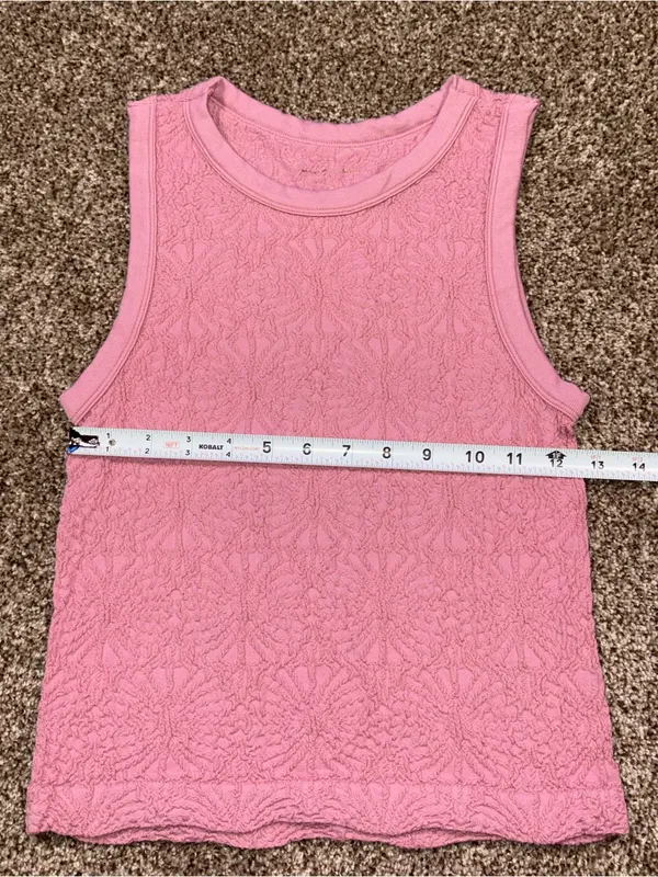 Pink Rose Textured Tank Top Women's S/M Pink Sleeveless Top - Image 7