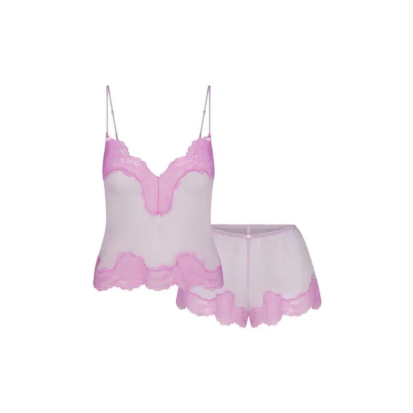 NWT SKIMS ROMANCE LACE CROPPED CAMI AND SHORT SET Sugar Plum Large - Image 2
