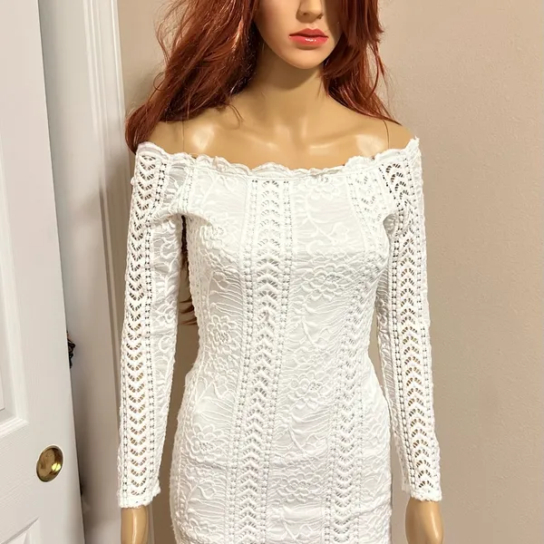 Windsor Elegant White Lace Off-Shoulder Dress - Image 4