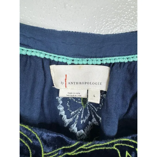 Anthropologie Navy Blue Velvet Embroidered Floral Puff Sleeve Blouse Large - Image 4