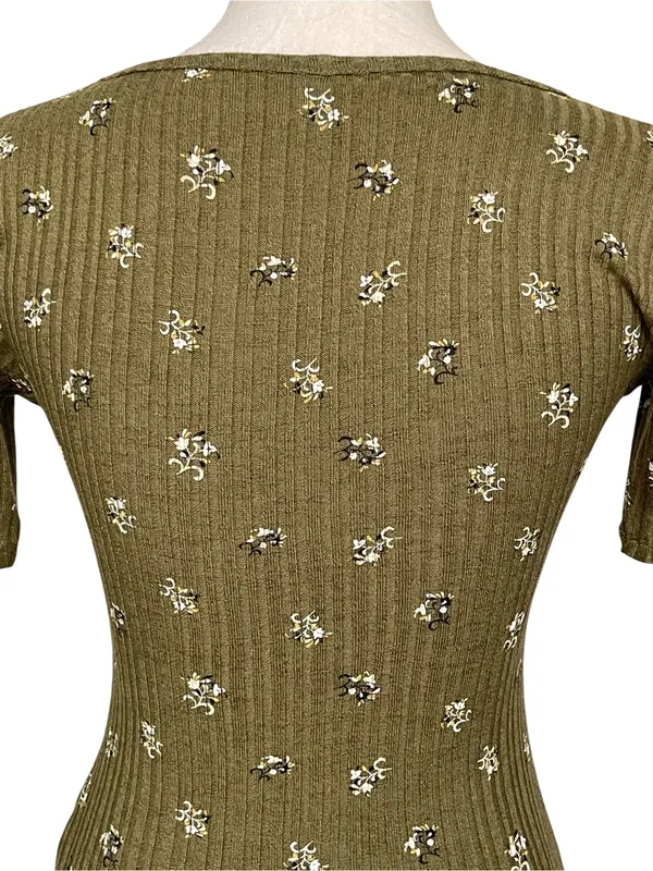 Old Navy Fitted Floral Top Women Size XS Elbow Sleeves Rib Knit Green - Image 5