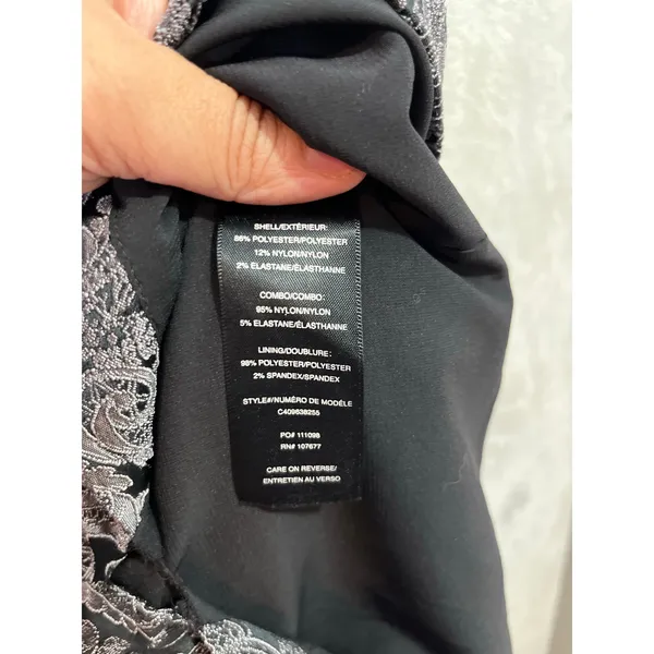 Alice + Olivia Black Lace Mini Dress XS V-Neck Cocktail‎ Party Elegant Size 0 - Image 5