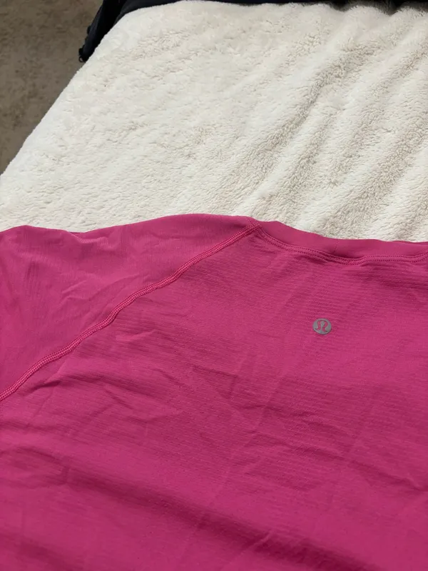 Lululemon Swiftly Tech Short-Sleeve Shirt - Image 2