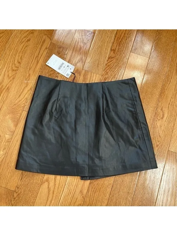 Zara Faux Leather Asymmetrical Wrap Skirt Zipper Closure Black M - Image 8