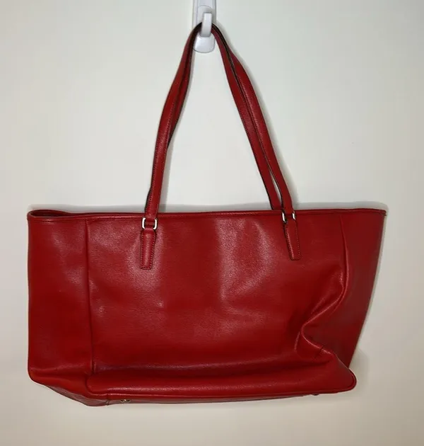 Coach store in Saffiano Leather - Image 2