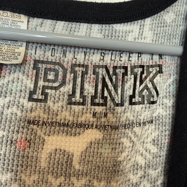 Pink by Victoria’s Secret Fair Isle Dog One Piece Pajamas Union Suit Size Medium - Image 5