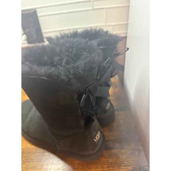 UGG Black Bailey Bow Boots Size 6‎ - Image 4