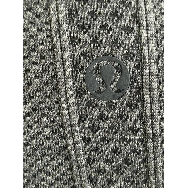 Lululemon Swiftly Tech Short Sleeve Shirt Heathered Grey Women Slim Fit flaw‎ - Image 3