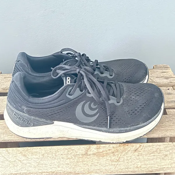 Topo Athletic Ultrafly 5 Size 8.5‎ WIDE Shoes Black White Running 5mm Drop A31 - Image 7