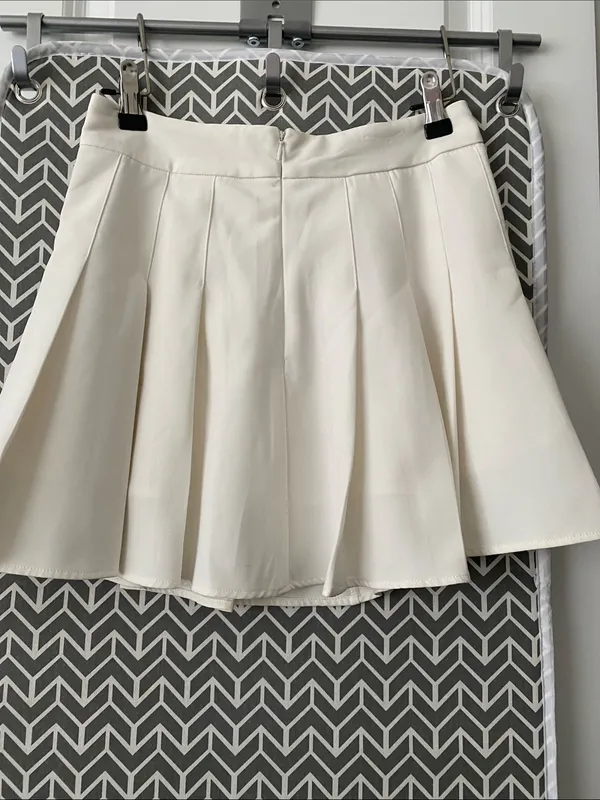Shein White Tennis Skirt Size 4 - Image 2