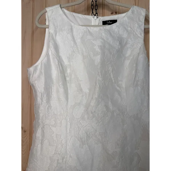 NWT Lulus Exquisite Moments White Floral Jacquard Sleeveless Mini Dress Size M - Image 4