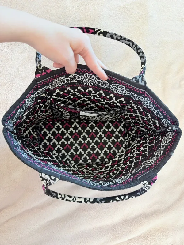 Vera Bradley Canterbury Magenta Black Medallion Holiday Tote 6" Top Handle Bag - Image 5
