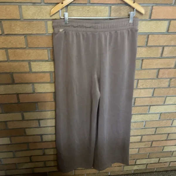 Splendid x Cella Jane Blogs Scuba Wide Leg Pants Mauve/Purple Drawstring Waisted - Image 2