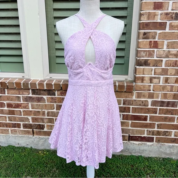 For love and lemons Carmela mini lace halter dress. - Image 2