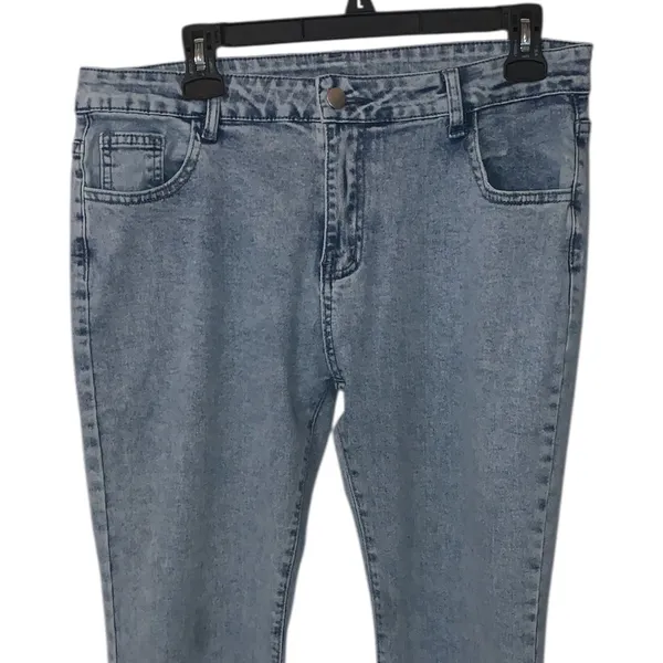Light Wash Flared Women's Jeans Size XXL Mid Rise - Image 2