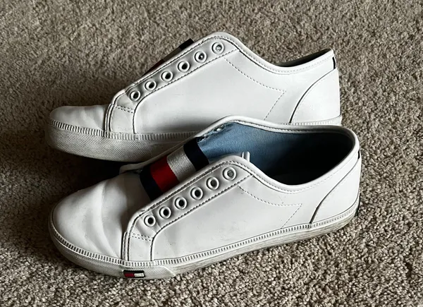 Tommy Hilfiger Anni Slip On Sneaker - Image 9