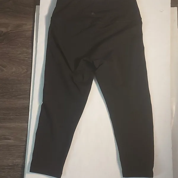 PrAna Black Capri Legging Pants S Athleisure Activewear Casual Sportswear Cozy - Image 5